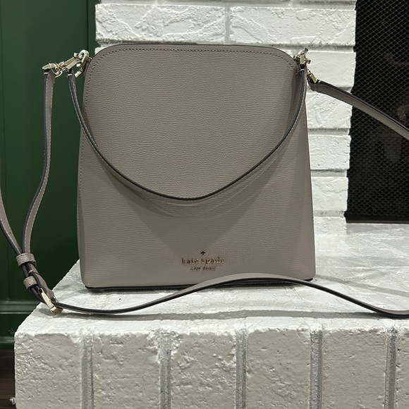 Darcy Large Bucket Bag - Picture 1 of 11